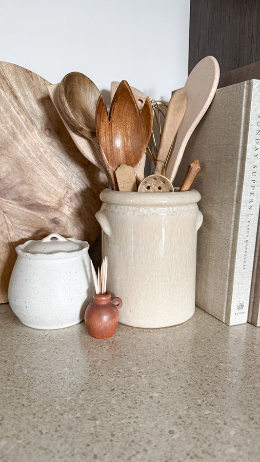 Vintage Wooden Jug S+P Shakers/Match Holders