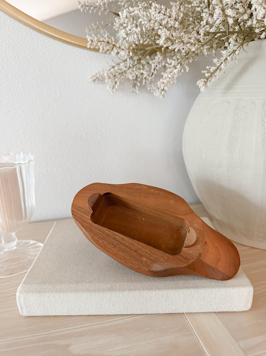 Vintage Wooden Duck Decor