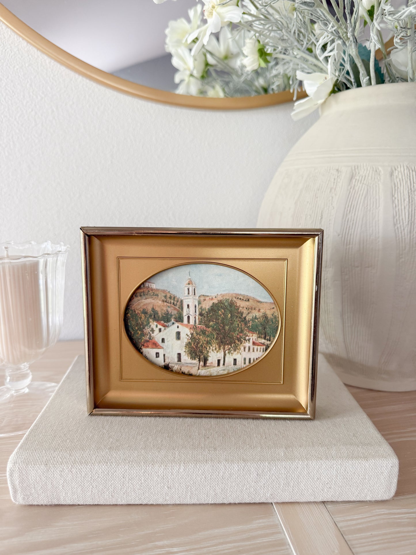 Vintage Gold Oval Inlay frame with Vintage Church Print